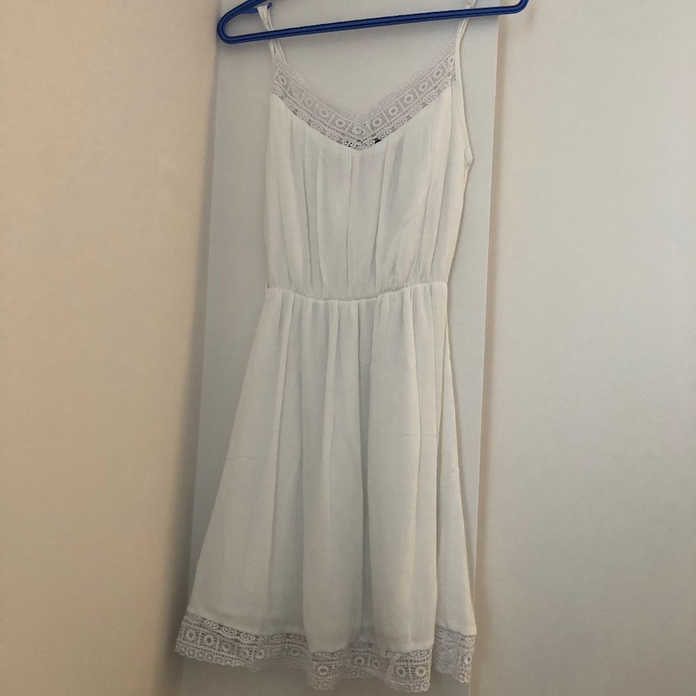 White Floral Lace Dynamite Dress